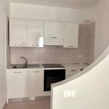 Fernanda's House - Incantevole Con Idromassaggio Su Richiesta Holiday home Pulsano